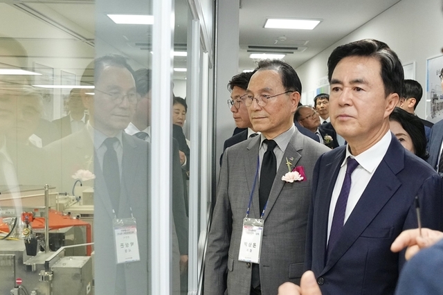 디스플레이 글로벌 초격차 핵심기지 ‘우뚝’