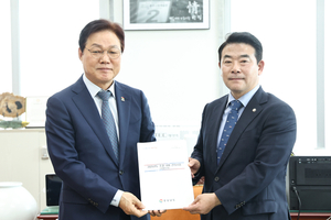 경남도, 국회 찾아 경남 현안 정부 추경 반영 건의 ... “신속한 산불 복구·AI 경쟁력 강화, 반드시 반영돼야”