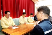 최대호 안양시장, 신안산선 붕괴사고 수습본부 방문…적극 대응 촉구