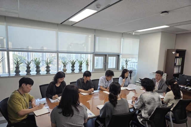 경기도, 원활한 민생회복 소비쿠폰 지원 위한 전담조직 구성... 지역경제 활성화 위해 소비쿠폰 사용기간 지역화폐 사용처도 확대