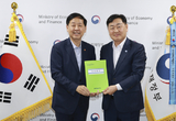 김관영 전북특별자치도지사 경제부총리 만나 5대 핵심 국가예산 사업 건의